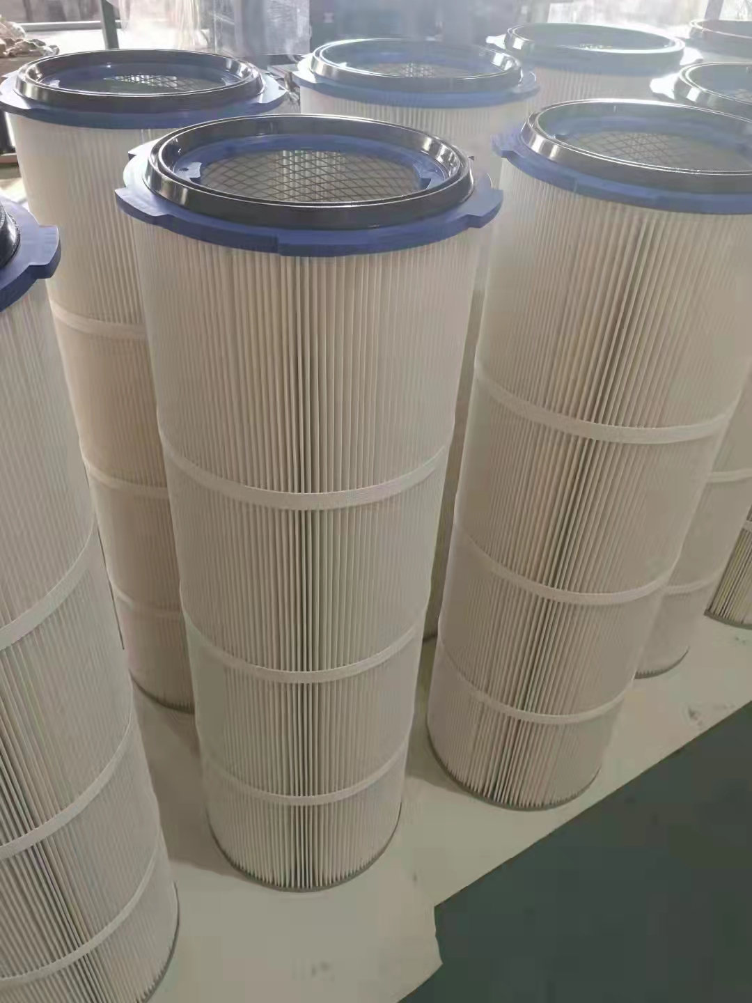 工業粉塵濾芯/空壓機用聚酯纖維覆膜除塵濾筒