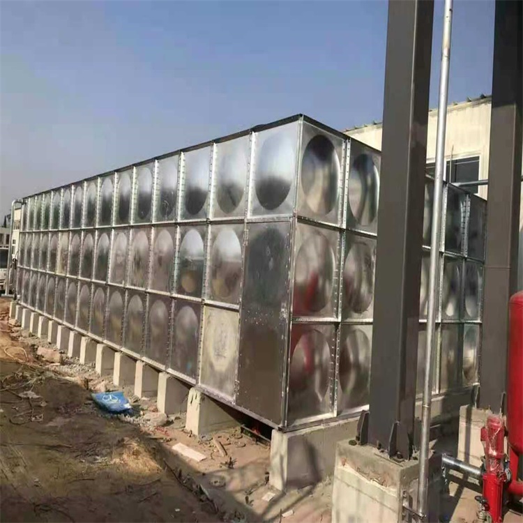 供应不锈钢水箱供水设备泰安方形组合式水箱厂家