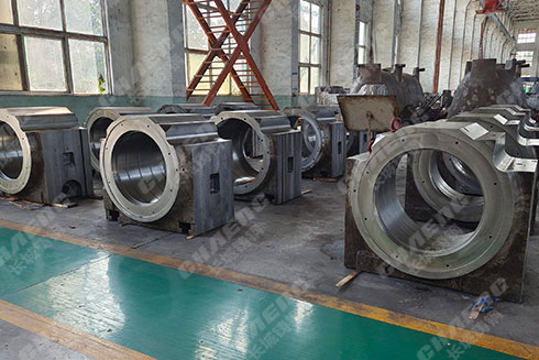 礦用棒磨機設備軸承座配件大型鑄鋼件鑄鋼件生產廠家