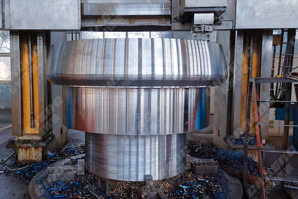 長城鑄鋼生產立磨機配件立磨機磨輥各種鑄鋼件
